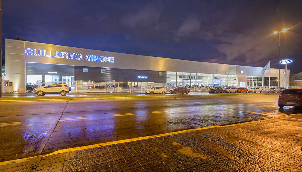 EL CONCESIONARIO FORD GUILLERMO SIMONE S.A. REINAUGURA LAS INSTALACIONES DE SU CASA CENTRAL 3