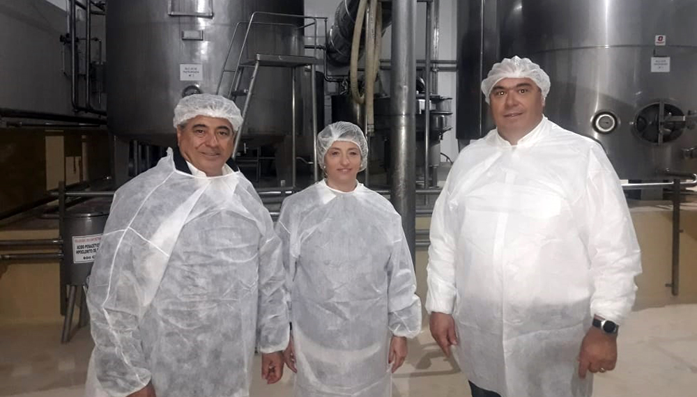 Lacteos Charlone SA 10 campana