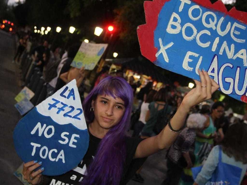 Escándalo en Mendoza: quieren permitir el uso de cianuro y ácido sulfúrico en la minería 3 3 2