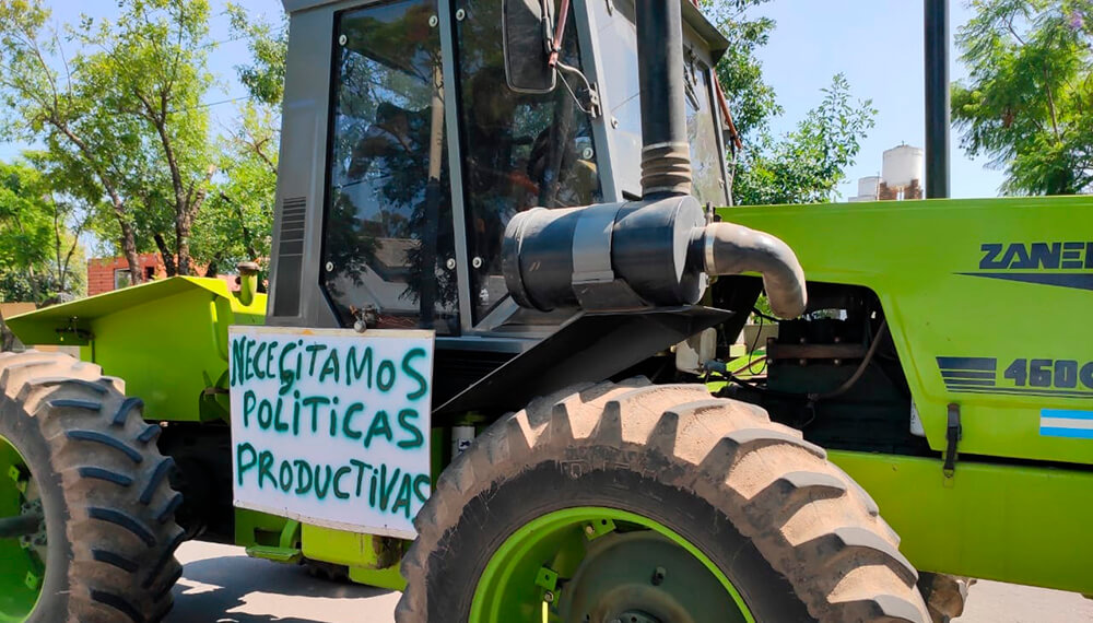 Tractorazo en Pergamino: más de 20 de cuadras de caravana en contra de las retenciones 2 General Tractorazo Pergamino Retenciones Infocampo