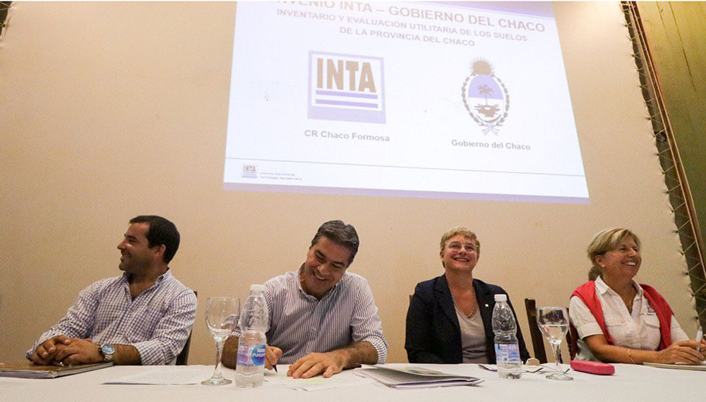 Capitanich informó que le pidió al gobierno promover la ley de genética algodonera 1 Algodón: Jorge Capitanich firmó un acuerdo con el INTA