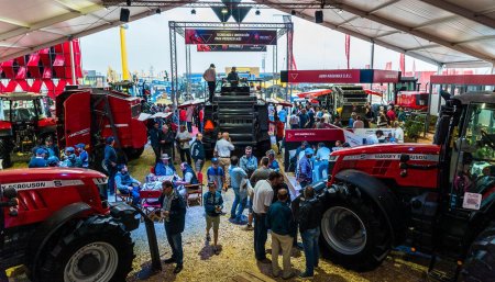 massey expoagro stand