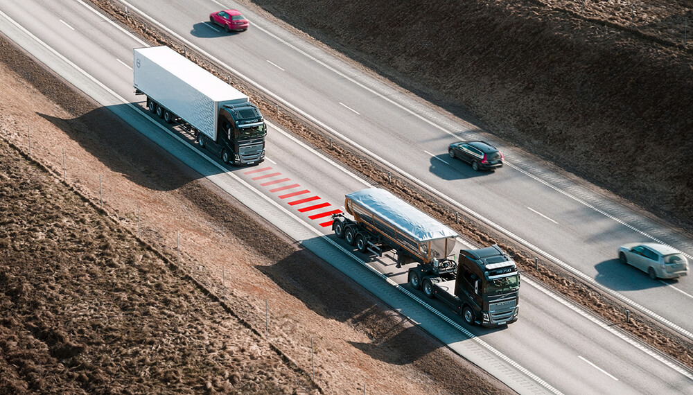 Volvo Argentina lleva la seguridad a un nuevo nivel en sus camiones a partir de agosto 1 1. ACC Control Crucero Adptativo