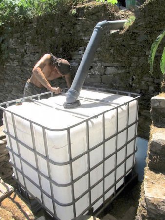 En Portugal crearon un inodoro que recicla nutrientes de los desechos con vermicompostaje: cómo hacerlo 1 inodoro para vermicompostaje infocampo