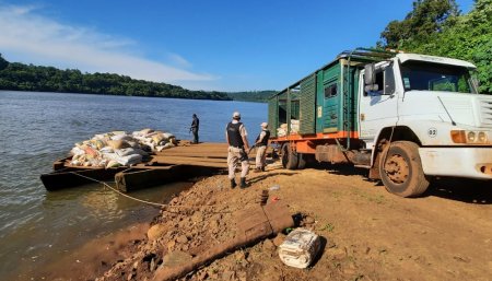Prefectura incauto - secuestro soja en El Soberbio