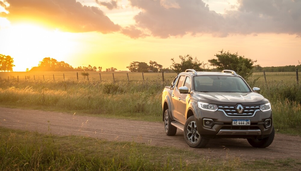 nueva renault alaskan version iconic 4x4 17 2