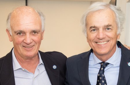 Alfonso Bustillo, izq., Manuel Olarra, der.