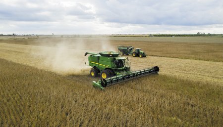 Cosecha de soja John Deere