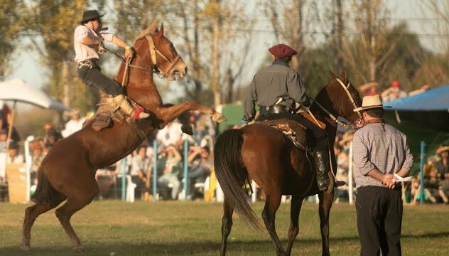 jineteada alvear