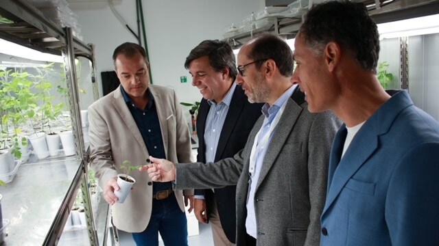 Esteban Lombardía Protergium Mauro Edalian y Fernando Lespiau Helm y Adrián Rovetto Protergium.