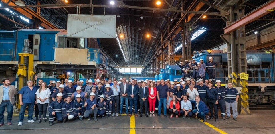 Los trenes de carga aceleran con más de 20 locomotoras y 1.000 vagones recuperados 1 grupal trenes