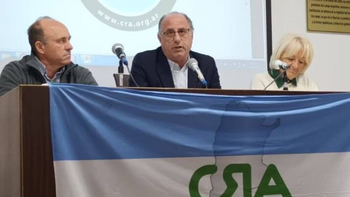 “Nos ponen el precio cuatro señores en un café”: tamberos de Santa Fe piden un “laboratorio arbitral” 1 CRA lecheria