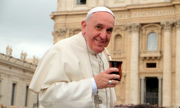 papa francisco mate