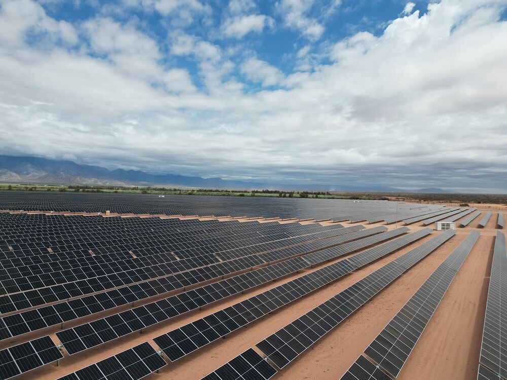 Industrias que se vuelven "verdes": una gigante automotriz se abastecerá de energía solar en Argentina 1 msu las lomas