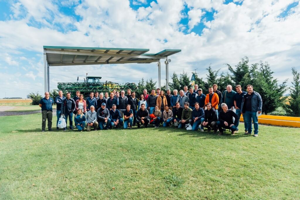 Sustentabilidad: se lanzó en Argentina y Uruguay un programa que promueve la agricultura regenerativa 1 WhatsApp Image 2024 04 24 at 19.03.01 1