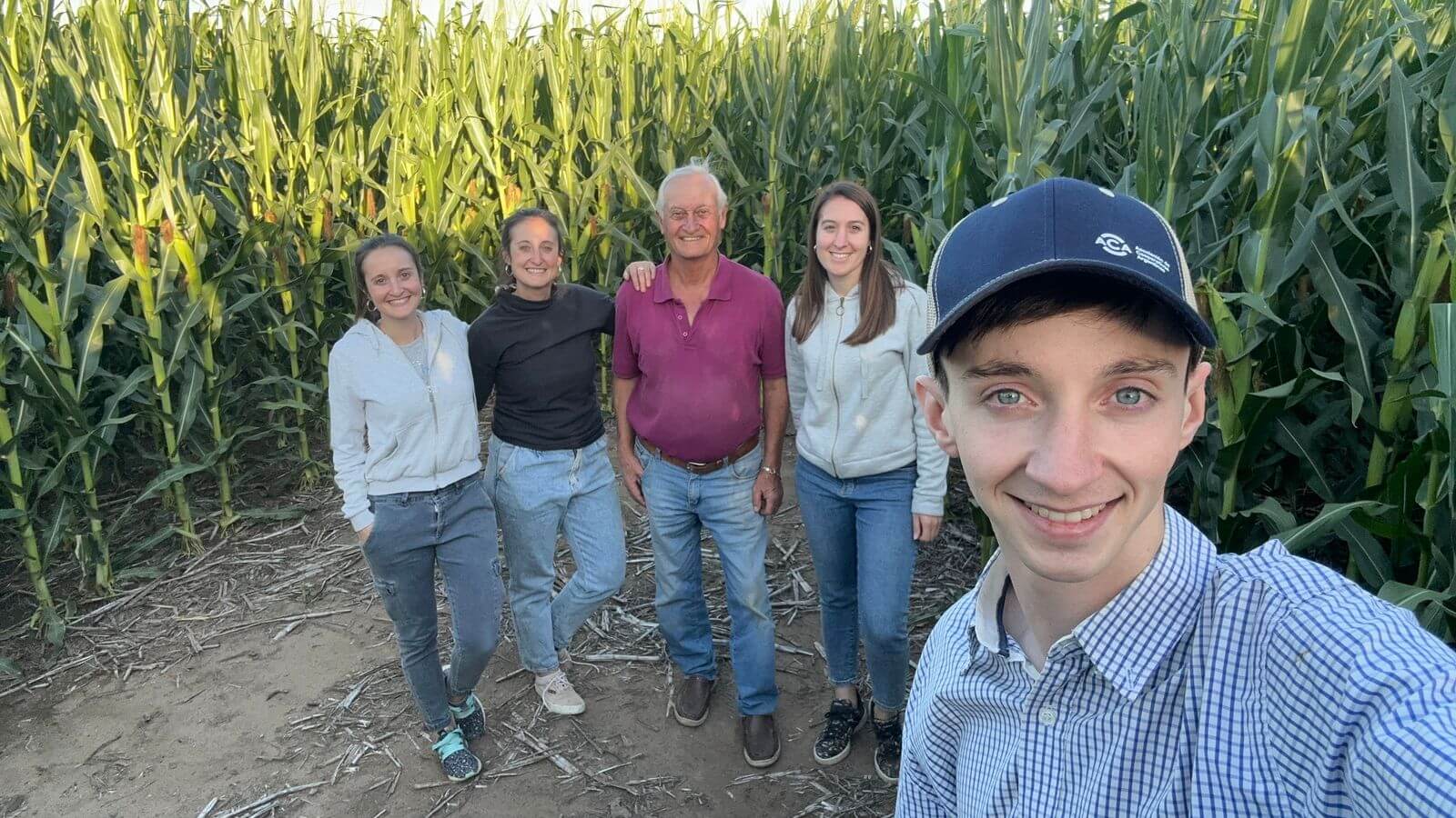 LOS 4 HERMANOS Y EL PAPA01