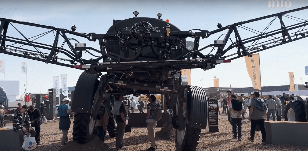 valtra agroactiva 2024