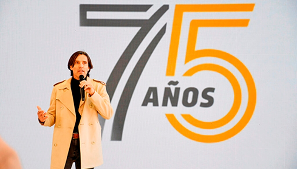 La zona núcleo “exporta” tecnología al arroz del NEA: la nueva sembradora que nació en Monte Maíz 2 PAC5231