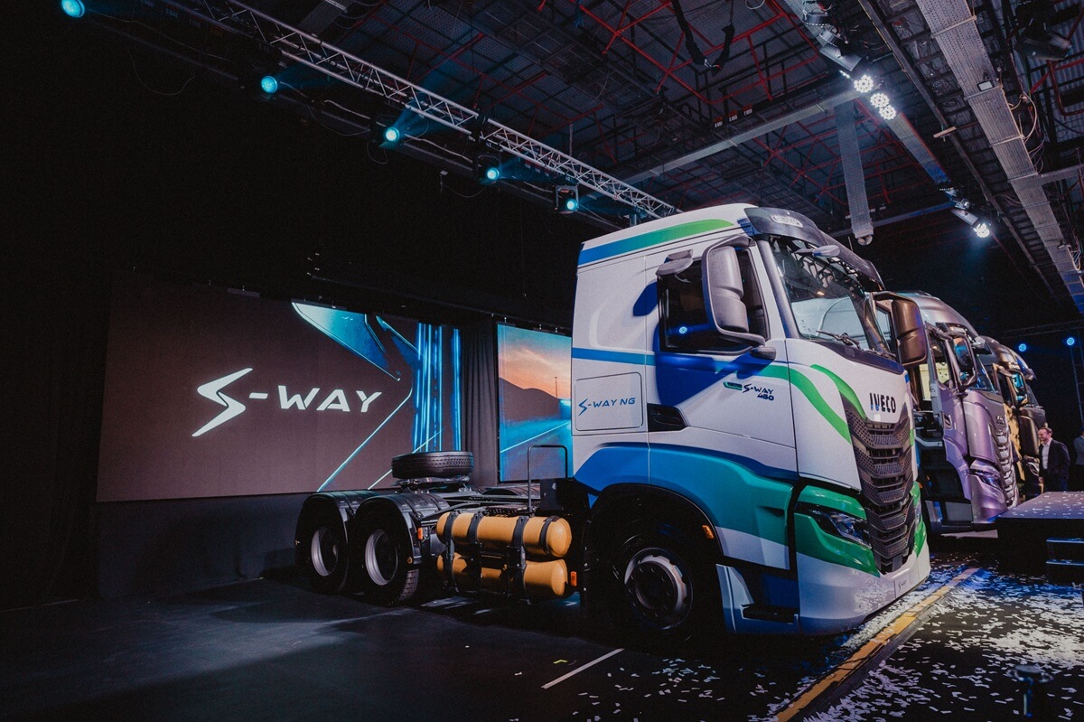 IVECO 208