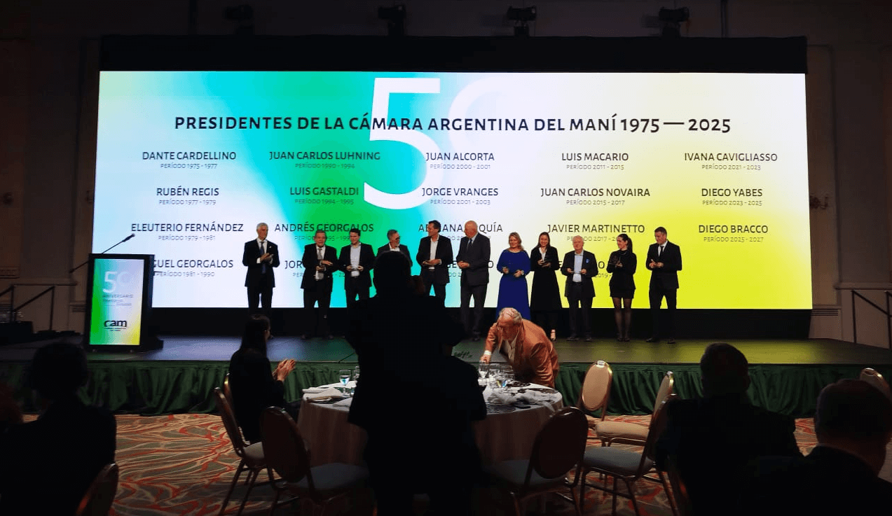 La Cámara del Maní celebró sus bodas de oro y pidió abrir más mercados para consolidar su liderazgo global 2 presidentes camara mani