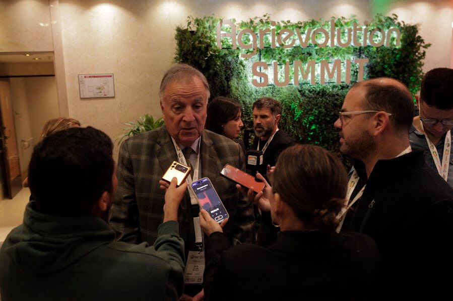 “Se planchó”: la industria de maquinaria agrícola sufre la suba de tasas y advierte “serios problemas” 3 tillard periodistas