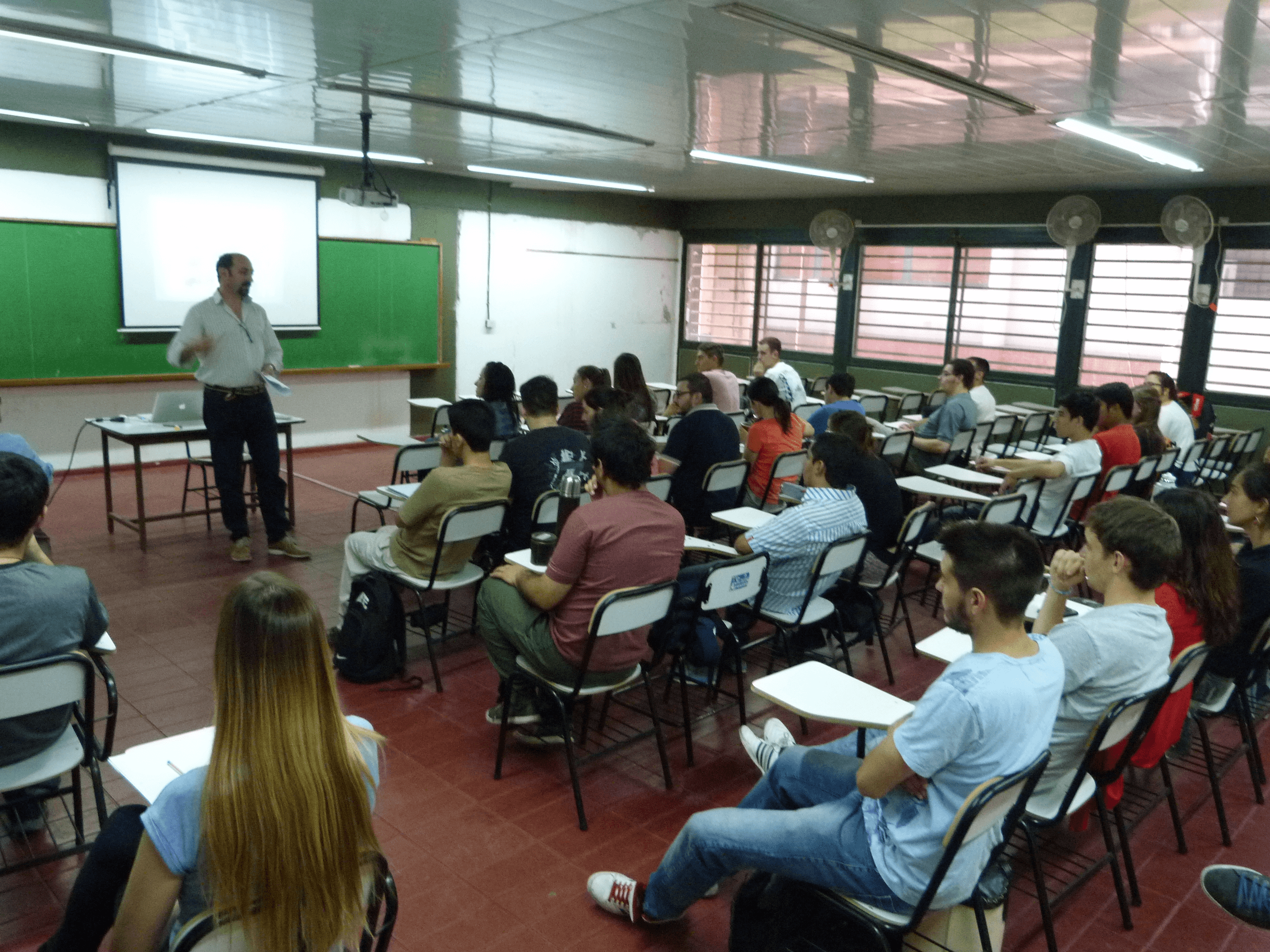 Estudiantes FCA UNC