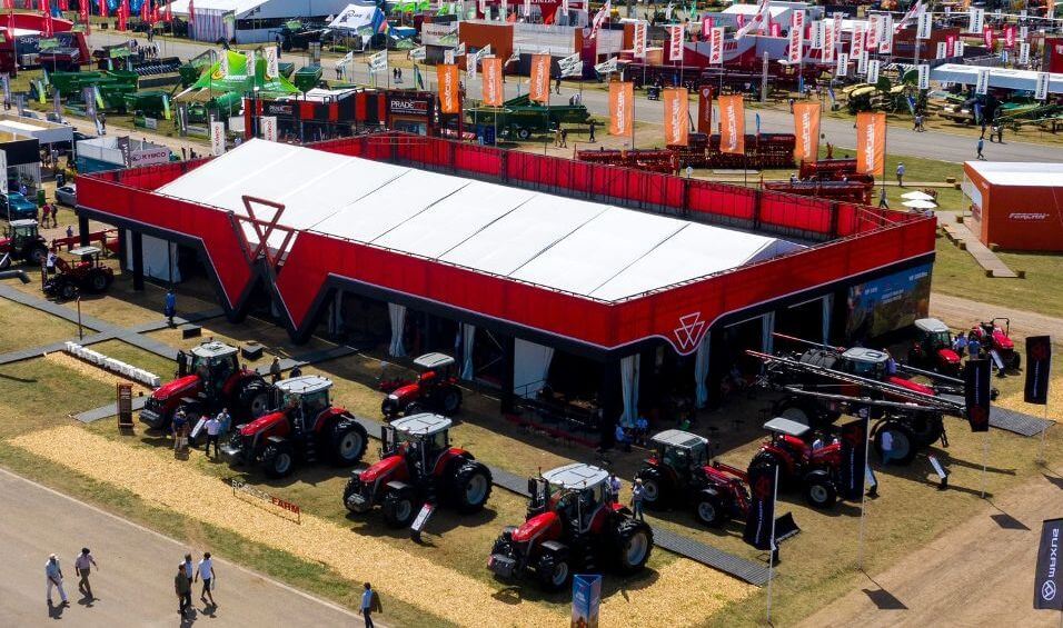 MASSEY FERGUSON 2
